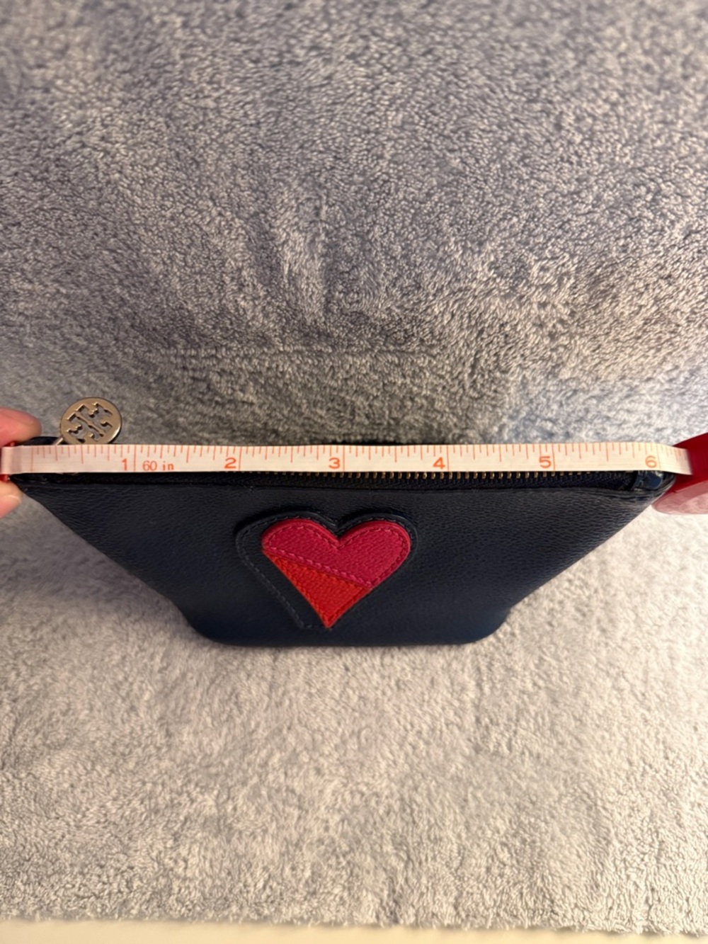 Tory Burch Navy Leather Heart Cosmetic Pouch - Picture 5 of 6